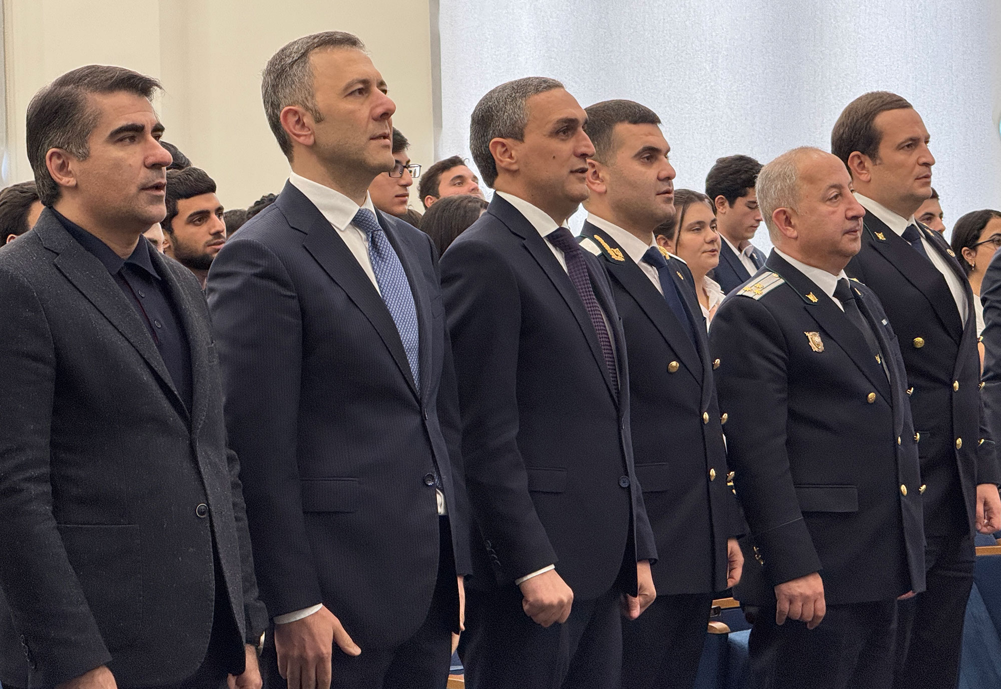 Elm və Təhsil Nazirliyi və Baş Prokurorluğun nümayəndə heyəti Qarabağ Universitetinin tələbələri ilə görüşüb  |Azərbaycan Respublikası Elm və Təhsil Nazirliyi